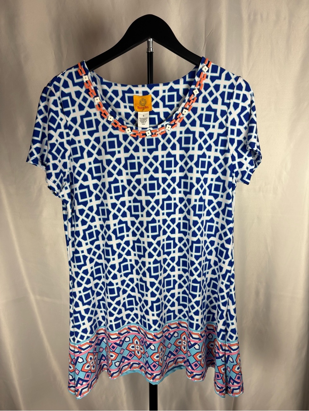 Ruby Rd Women’s Small Blue Geometric Print Beaded Neckline Tunic Top